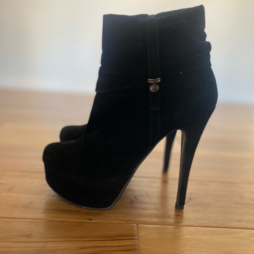 Platform high heel booties